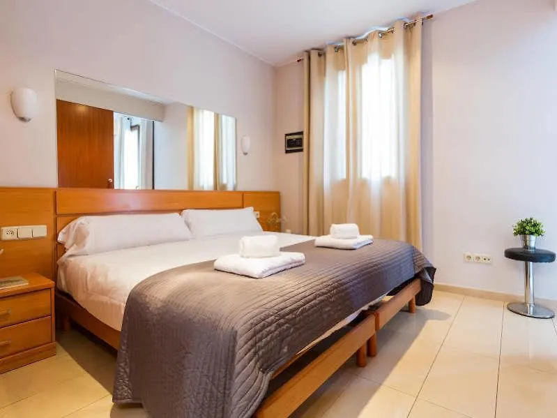 Lodging Apartments City Center-Eixample Barcelona 0*,